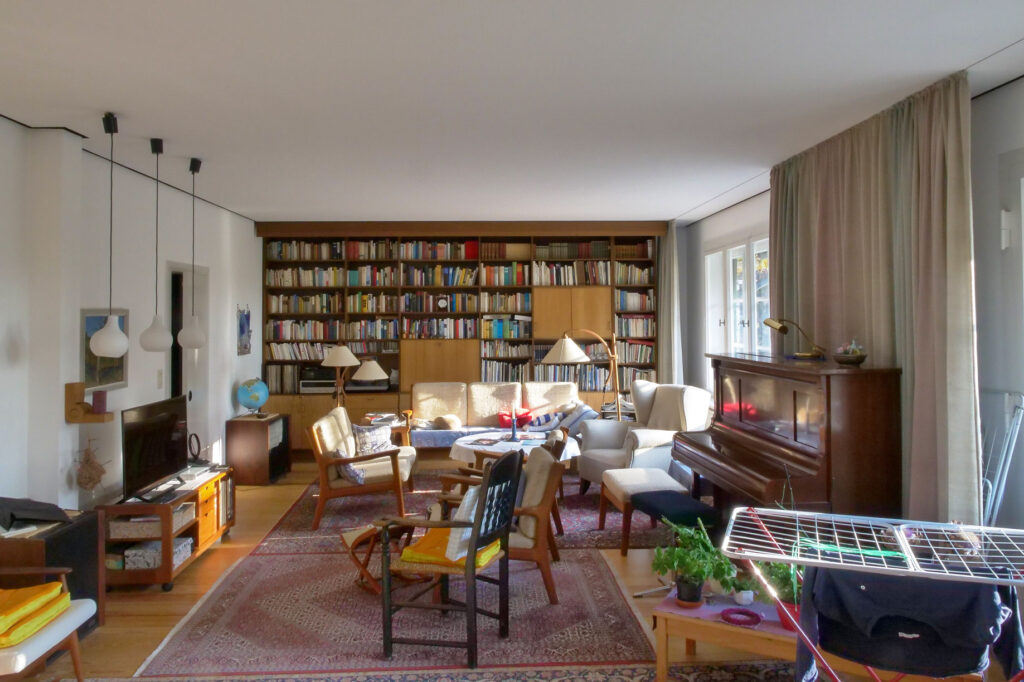 Wohnzimmer-vor-Feng-Shui-Beratung-Hamburg